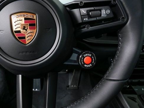 New 2026 Porsche 911 Carrera image 11