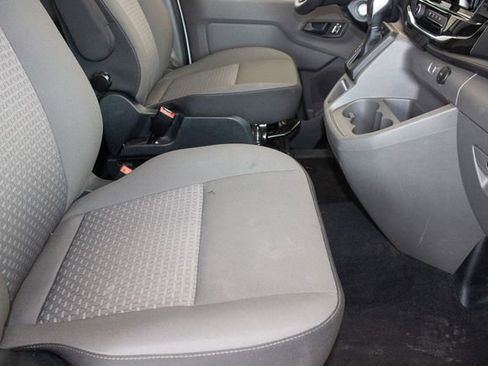 Used 2023 Ford Transit 350 XLT image 10