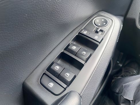 Used 2024 Kia Seltos SX w/ SX Sunroof Package AWD/4WD image 19