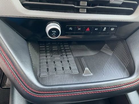 Used 2025 Ford Explorer ST image 16