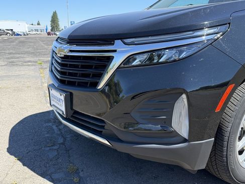 Used 2022 Chevrolet Equinox LT image 17