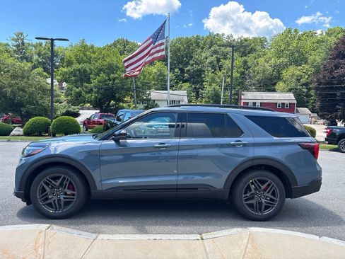New 2026 Ford Explorer ST w/ Sun And Sound Package AWD/4WD image 6