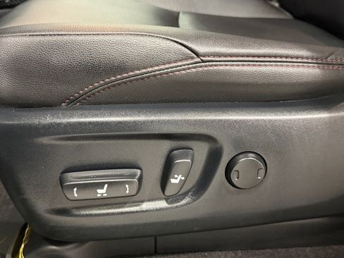 Used 2021 Toyota 4Runner Venture w/ Moonroof Package image 16