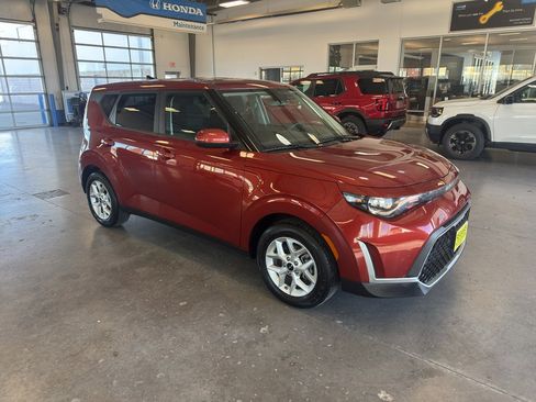 Used 2024 Kia Soul LX w/ Option Group 015 image 7
