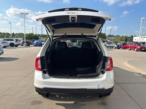 Used 2014 Ford Edge Limited w/ Equipment Group 302A FWD image 35