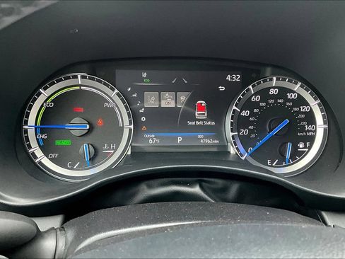 Used 2022 Toyota Highlander XLE AWD/4WD image 20