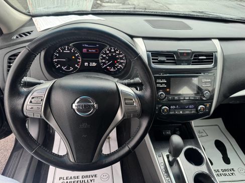 Used 2014 Nissan Altima 2.5 SV image 7