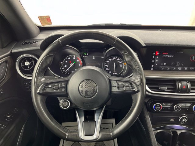 Used 2022 Alfa Romeo Stelvio Ti AWD/4WD image 36