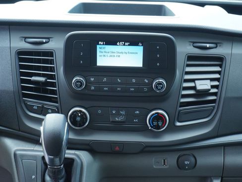 New 2025 Ford Transit 250 148 Medium Roof image 13