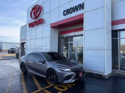 Used 2024 Toyota Camry XSE image 1