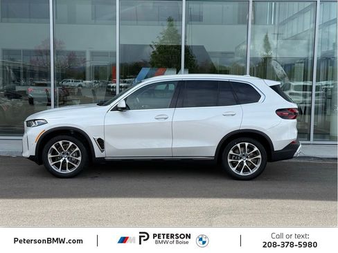 New 2026 BMW X5 xDrive40i AWD/4WD image 2