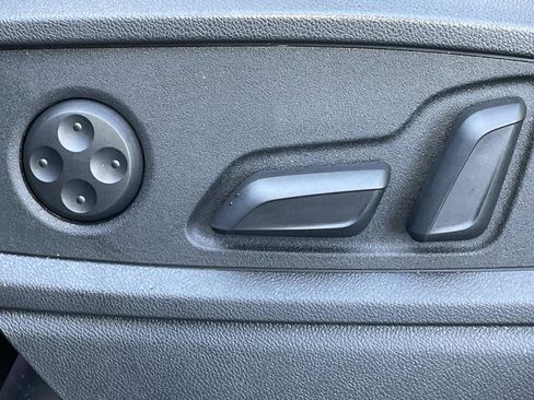 Certified 2024 Audi Q5 2.0T Premium Plus image 18