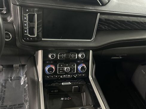Used 2023 GMC Yukon XL Denali image 18