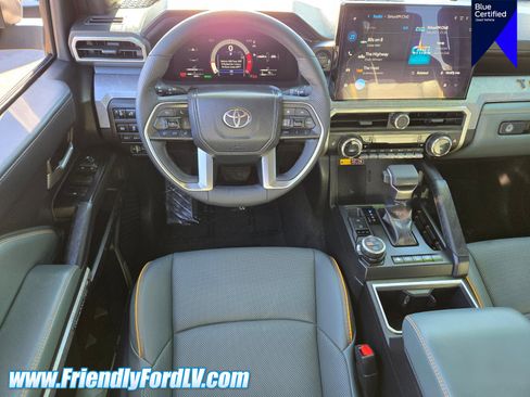 Used 2025 Toyota Tacoma Trailhunter image 12