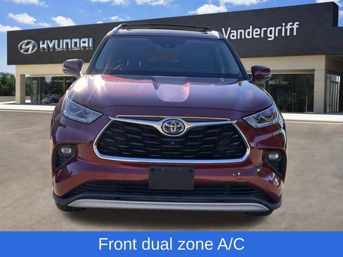 Used 2021 Toyota Highlander Platinum image 5