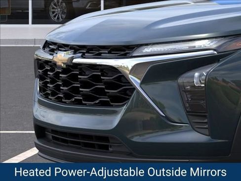 New 2026 Chevrolet Trax LS w/ LS Convenience Package FWD image 15