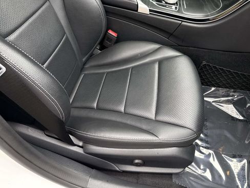 Used 2019 Mercedes-Benz C 300 4MATIC Sedan image 27