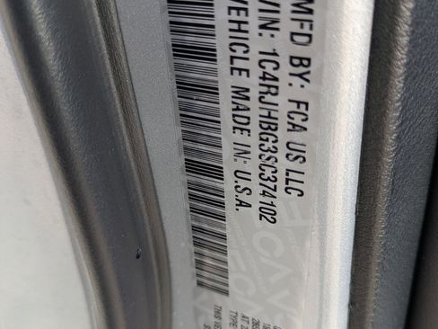 New 2025 Jeep Grand Cherokee Limited image 34