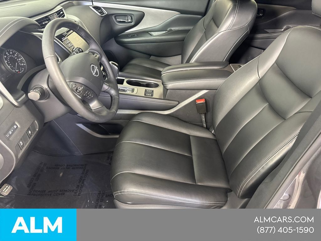 Used 2023 Nissan Murano SV FWD image 11