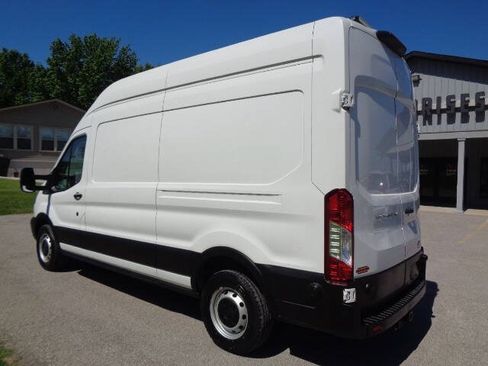 Used 2019 Ford Transit 250 148 High Roof RWD image 3