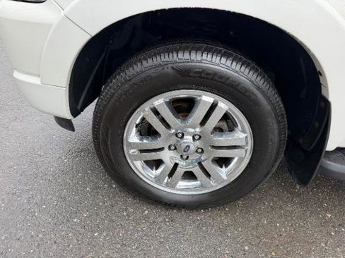 Used 2009 Ford Explorer Sport Trac Limited image 11