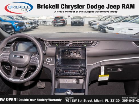 New 2025 Jeep Grand Cherokee Laredo X image 20