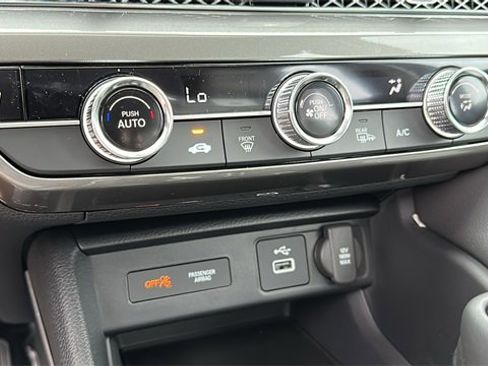 Used 2025 Acura Integra image 18