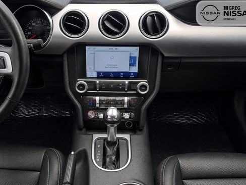 Used 2022 Ford Mustang Premium RWD image 10