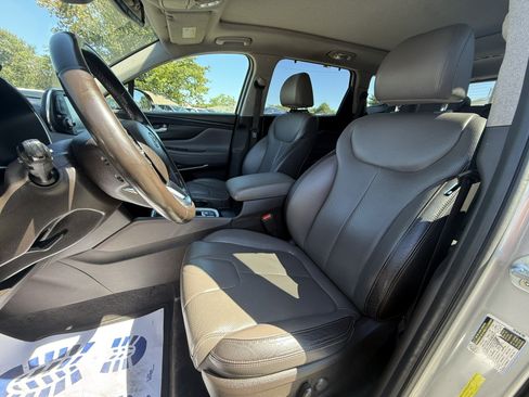 Used 2020 Hyundai Santa Fe SEL FWD image 9