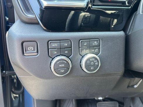 New 2026 GMC Sierra 1500 Elevation w/ Elevation Premium Package AWD/4WD image 16