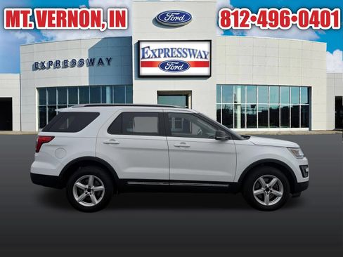 Used 2016 Ford Explorer XLT AWD/4WD image 5