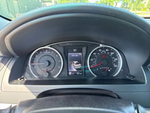 Used 2015 Toyota Camry SE w/ Moonroof Package FWD image 20