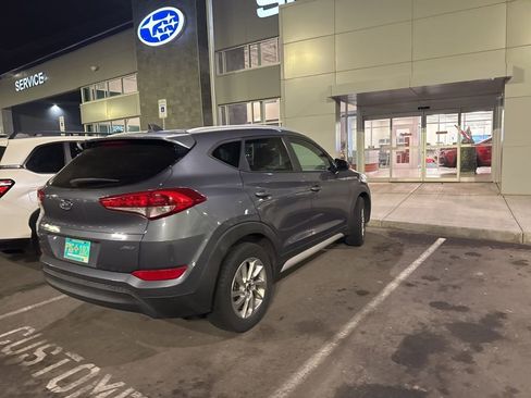 Used 2018 Hyundai Tucson SEL image 4