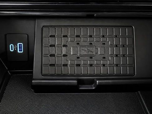 Used 2023 Ford F150 Lariat w/ Equipment Group 502A High AWD/4WD image 44