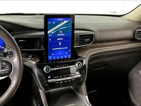 Used 2021 Ford Explorer Platinum w/ Equipment Group 601A image 6