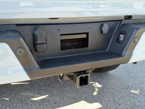 Used 2023 Ford F150 XLT w/ Equipment Group 302A High AWD/4WD image 12