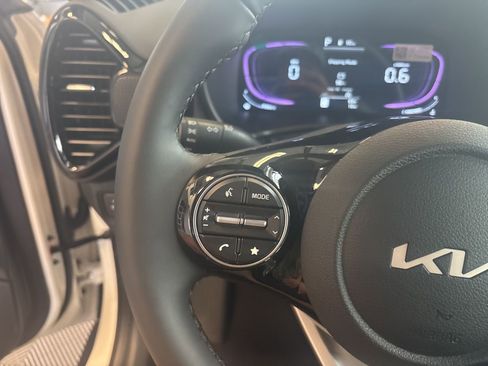 New 2025 Kia Soul EX image 17