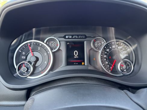 Used 2025 RAM 2500 Big Horn AWD/4WD image 22