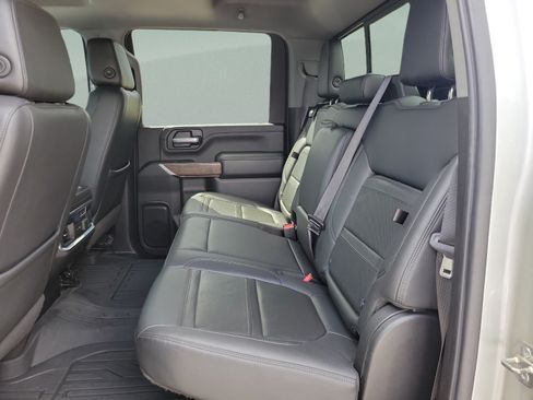 Used 2021 GMC Sierra 2500 Denali w/ Denali Ultimate Package AWD/4WD image 8