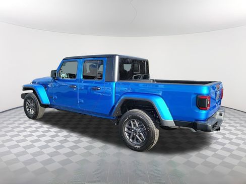 New 2025 Jeep Gladiator Sport image 6