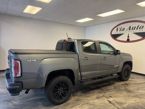 Used 2022 GMC Canyon Elevation w/ Elevation Premium Package AWD/4WD image 9