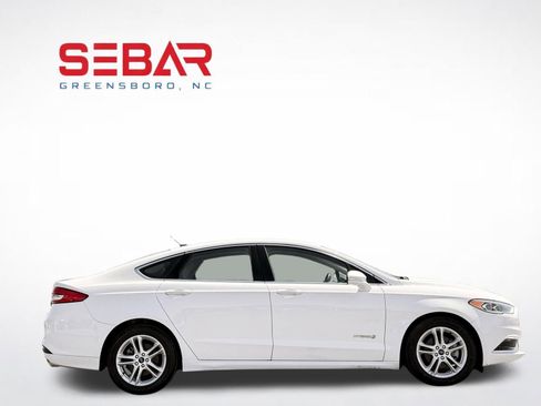 Used 2018 Ford Fusion SE w/ Equipment Group 602A FWD image 5