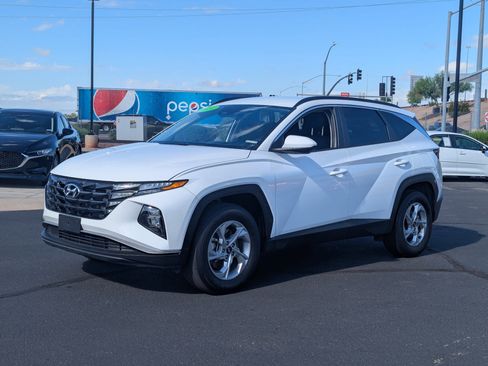 Used 2024 Hyundai Tucson SEL image 2