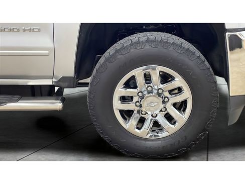 Used 2016 Chevrolet Silverado 3500 LT w/ LT Convenience Package image 20