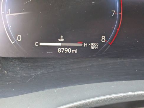 Used 2024 Toyota Highlander Platinum FWD image 21