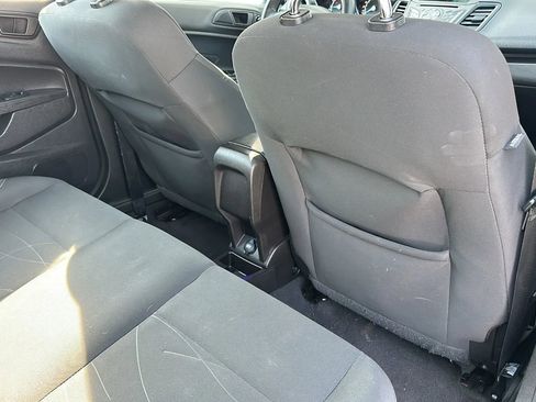 Used 2017 Ford Fiesta SE image 13