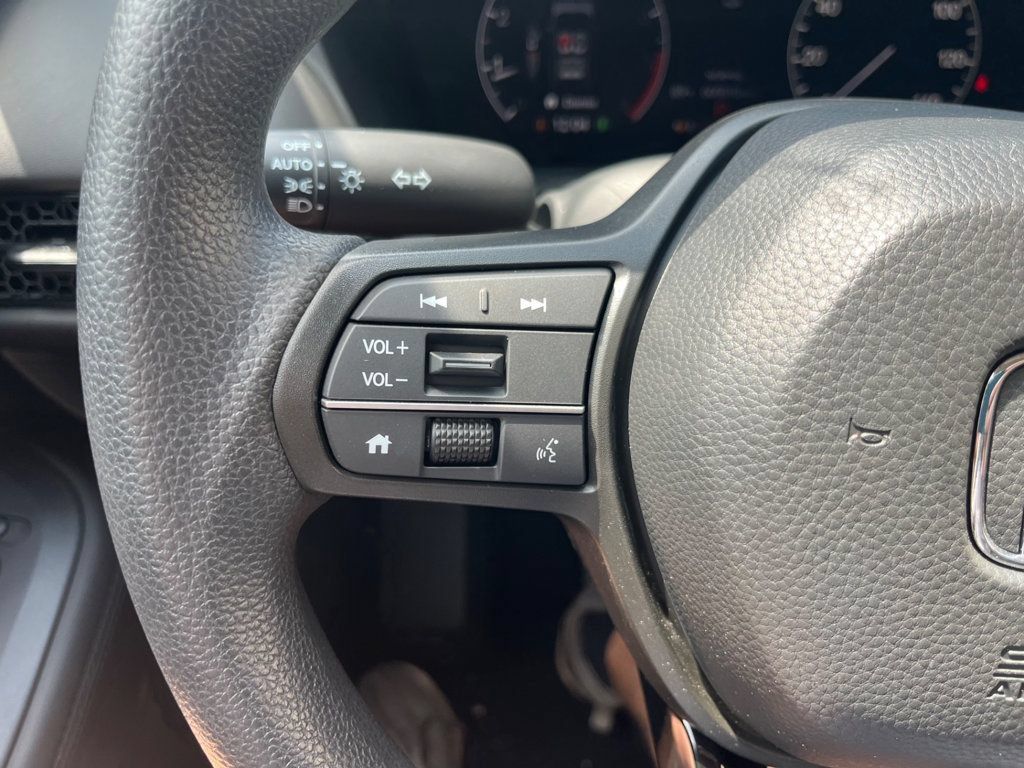 Used 2026 Honda HR-V LX image 16