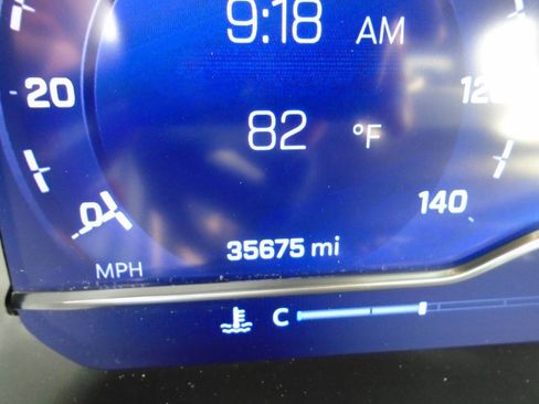 Used 2025 Chevrolet Silverado 1500 LT image 16