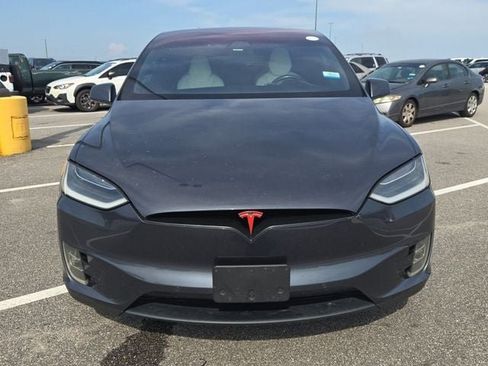 Used 2016 Tesla Model X 75D AWD/4WD image 6
