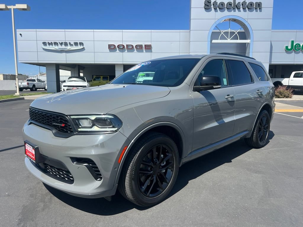 Used 2025 Dodge Durango GT AWD/4WD image 2